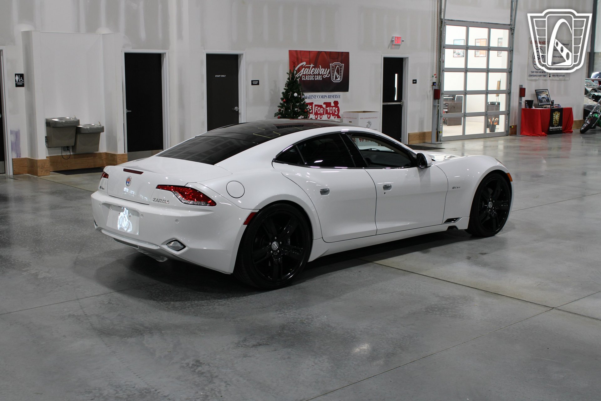 Used 2012 Fisker Karma EcoStandard RWD image 29