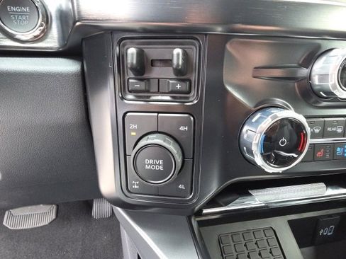 New 2025 Ford F250 Lariat w/ Lariat Ultimate Package image 33