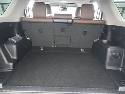 Used 2022 Toyota 4Runner Limited image 14