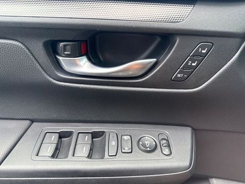 Used 2025 Honda CR-V Sport-L image 8