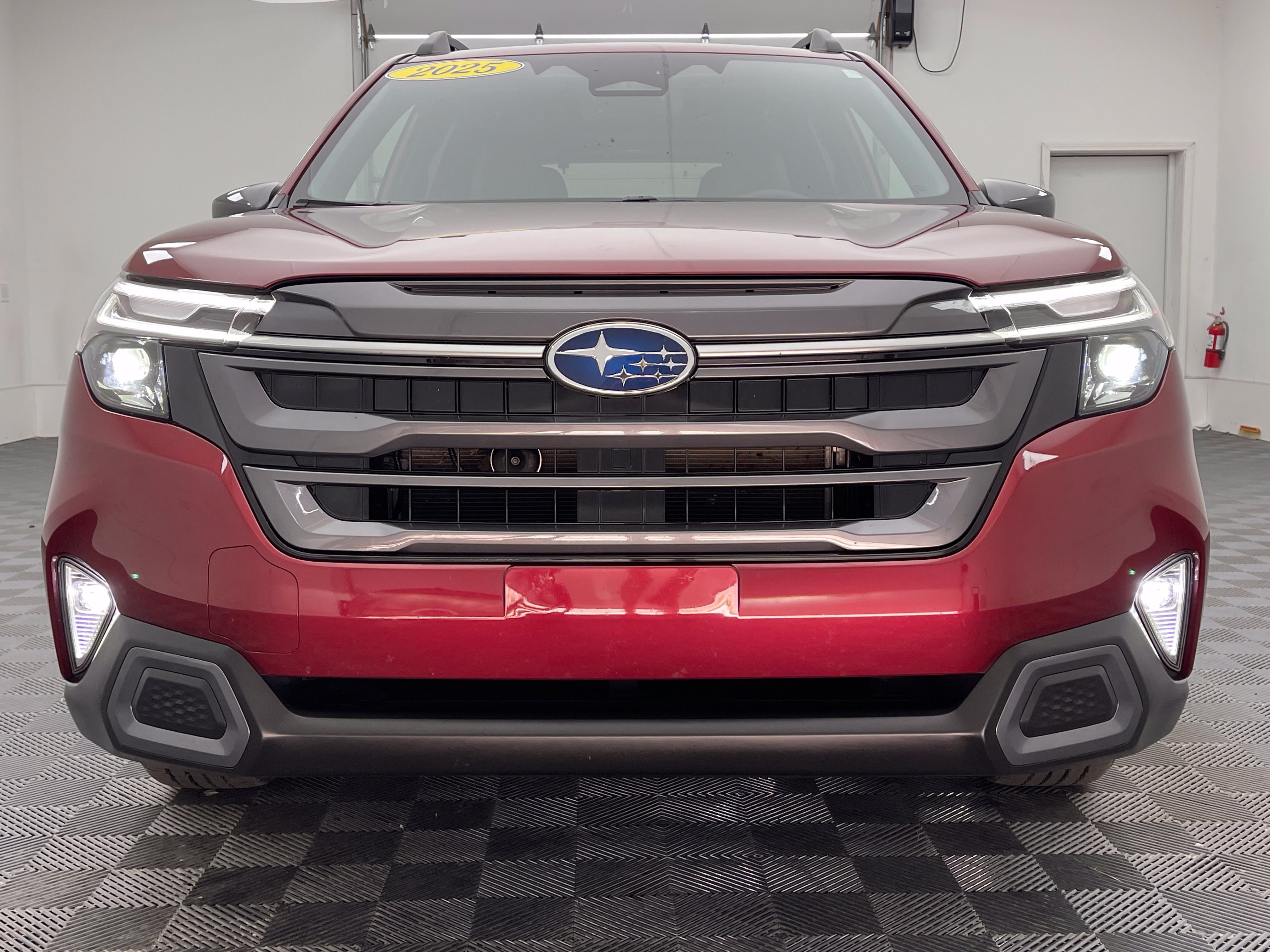Used 2025 Subaru Forester Limited AWD/4WD image 14