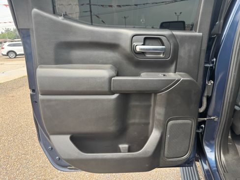 Used 2020 Chevrolet Silverado 1500 LT w/ Texas Edition RWD image 23