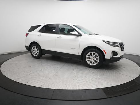 Used 2022 Chevrolet Equinox LT FWD image 35