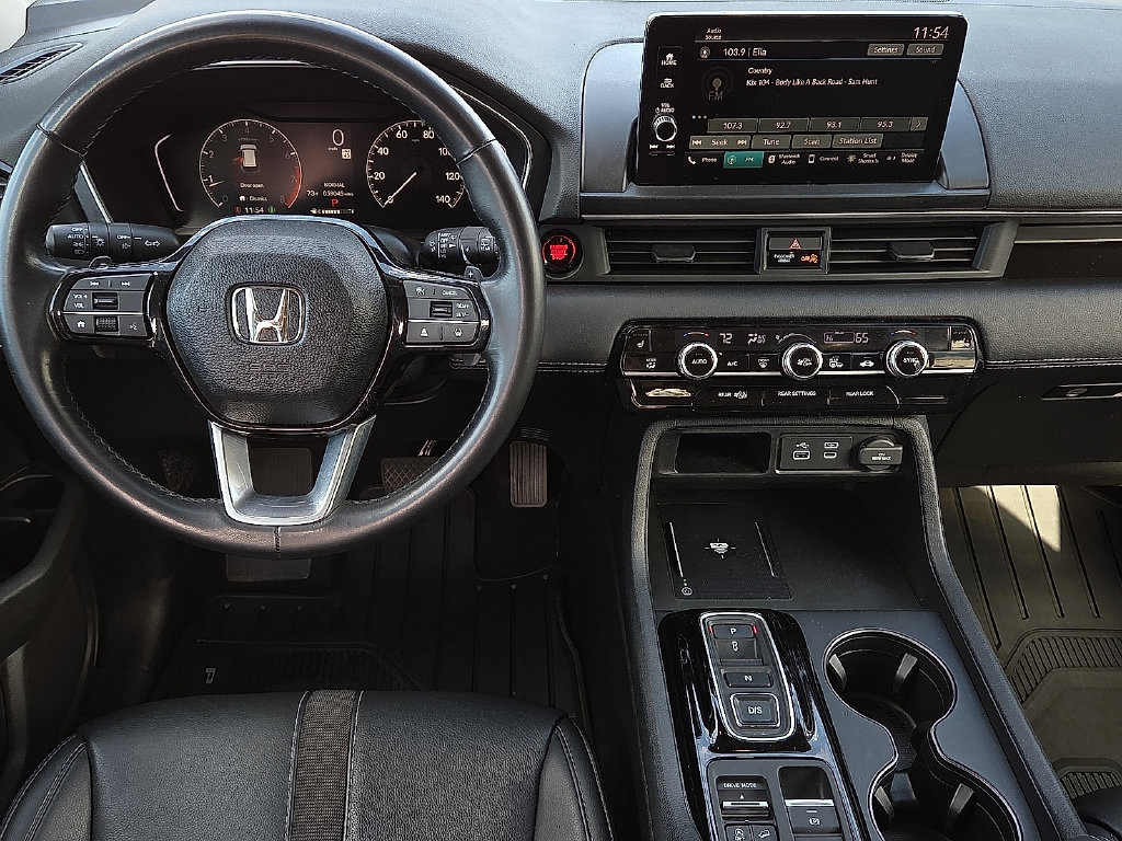 Used 2025 Honda Pilot EX-L image 12