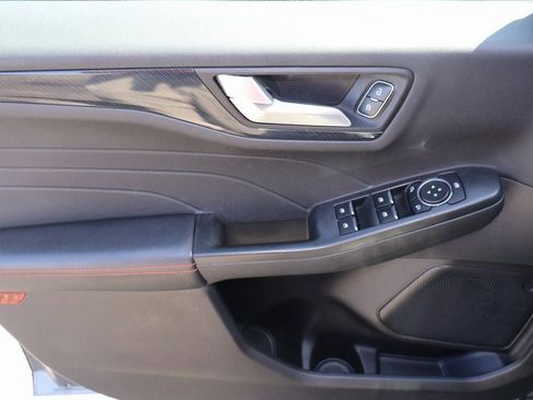 Used 2024 Ford Escape ST-Line image 21