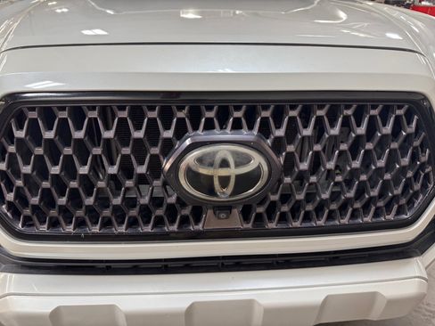 Used 2021 Toyota Tacoma Limited w/ Nightshade Package AWD/4WD image 23