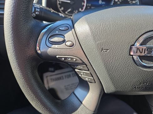 Used 2019 Nissan Murano S image 15