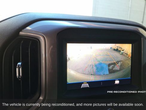 Used 2021 Chevrolet Silverado 1500 Custom RWD image 17