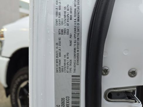 Used 2025 RAM 2500 Laramie image 30