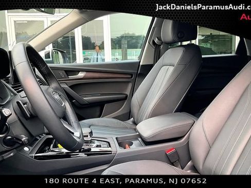 Used 2023 Audi Q5 Premium w/ Convenience Package AWD/4WD image 17