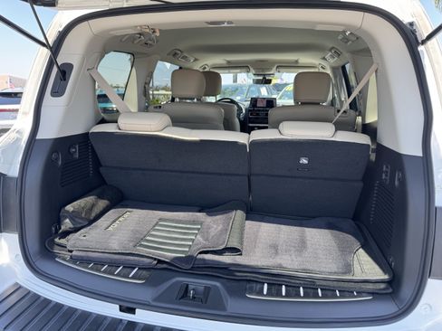 Used 2024 Nissan Armada Platinum w/ Captain's Chairs Package RWD image 40