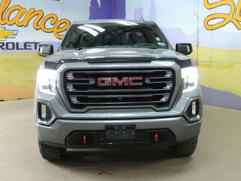 Used 2022 GMC Sierra 1500 AT4 w/ AT4 Premium Package AWD/4WD image 3