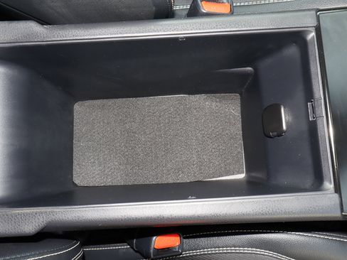 Used 2025 Toyota Camry SE image 23