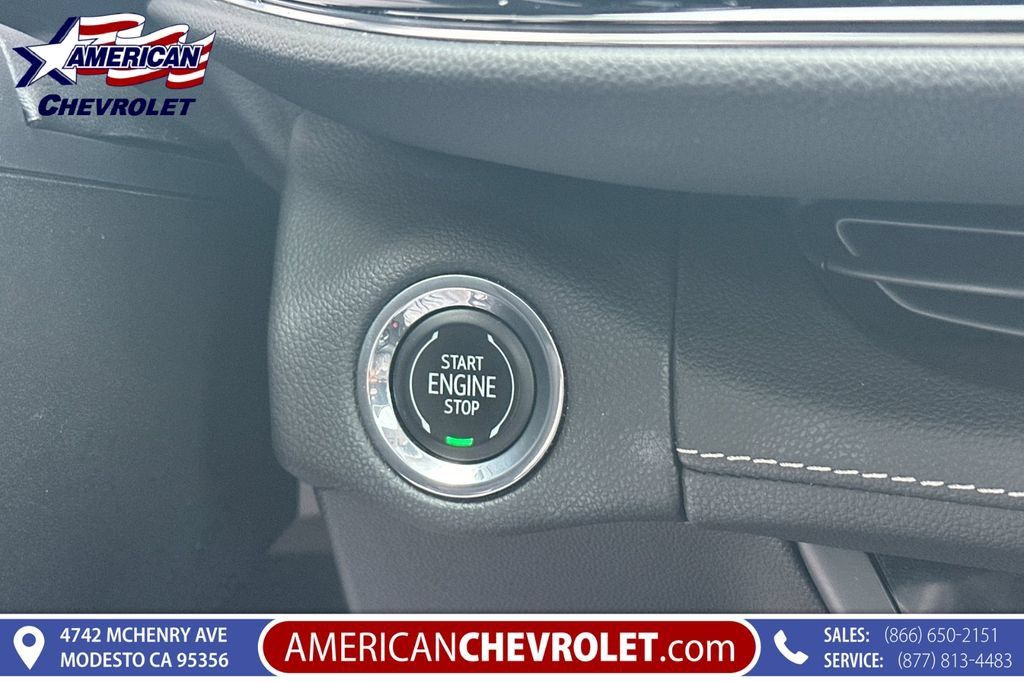 Used 2023 Buick Envision Avenir AWD/4WD image 32