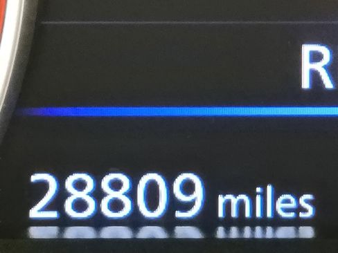 Used 2025 Nissan Altima 2.5 SV image 2