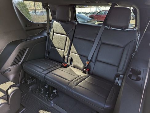 Used 2023 Chevrolet Tahoe Z71 AWD/4WD image 38