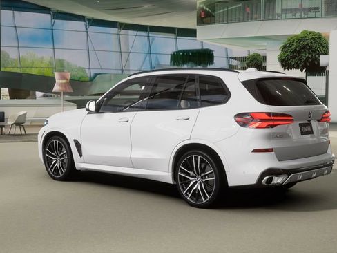 New 2026 BMW X5 sDrive40i w/ M Sport Package RWD image 28