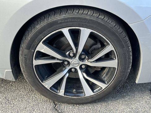 Used 2018 Nissan Maxima 3.5 SL image 8