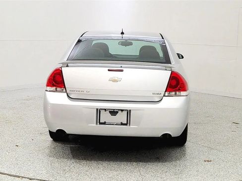 Used 2012 Chevrolet Impala LT w/ LT Sunroof Package FWD image 6