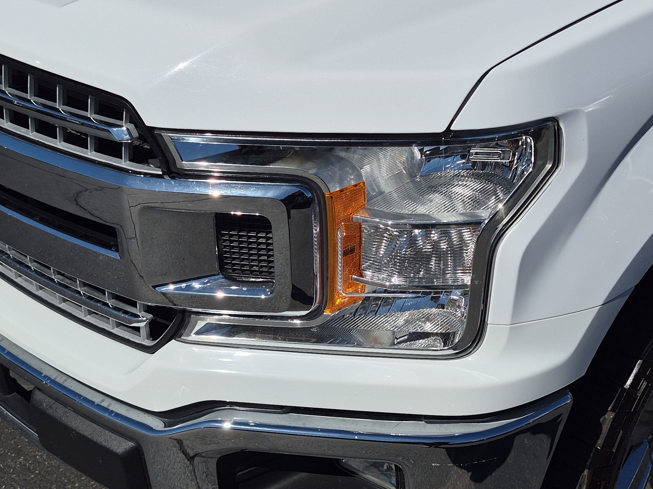 Used 2019 Ford F150 XLT w/ Equipment Group 302A Luxury AWD/4WD image 10