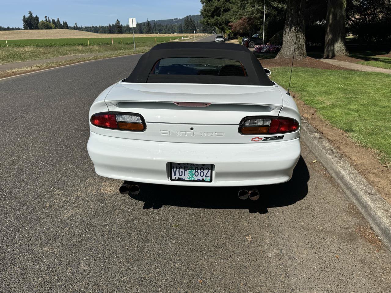 Used 1997 Chevrolet Camaro Z28 w/ Preferred Equipment Group 2 RWD image 7