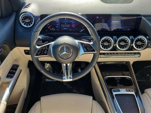 Certified 2025 Mercedes-Benz GLA 250 image 15