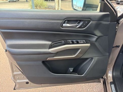 Used 2024 Nissan Pathfinder Platinum w/ Cargo Package image 19