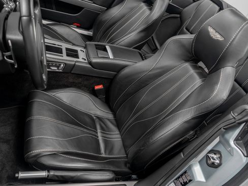 Used 2014 Aston Martin DB9 Volante image 25