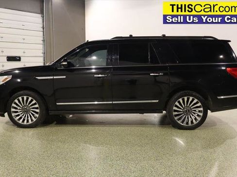 Used 2018 Lincoln Navigator L Reserve w/ Technology Package AWD/4WD image 4