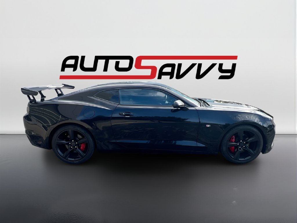 Used 2021 Chevrolet Camaro SS RWD image 8