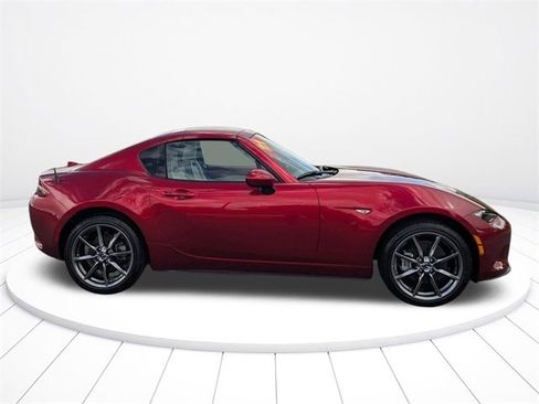 Used 2021 MAZDA MX-5 Miata RF Grand Touring image 6