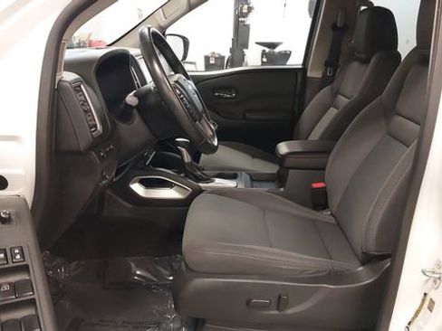 Used 2024 Nissan Frontier SV w/ SV Convenience Package AWD/4WD image 26