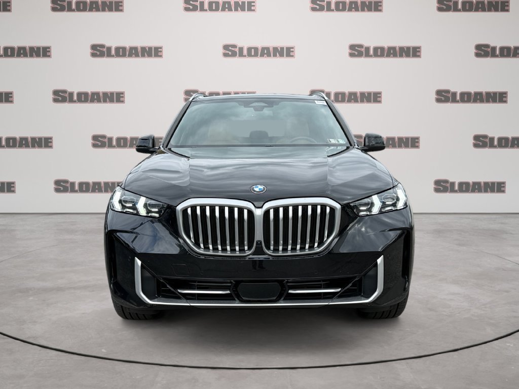 Certified 2024 BMW X5 xDrive40i w/ Premium Package AWD/4WD image 8