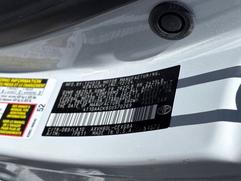 Used 2025 Toyota Camry XLE w/ Premium Package FWD image 13