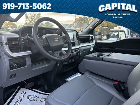 New 2024 Ford F550 4x4 Regular Cab Super Duty image 18