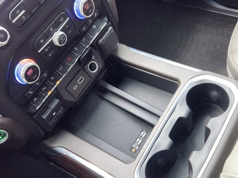 Used 2019 GMC Sierra 1500 SLT image 20