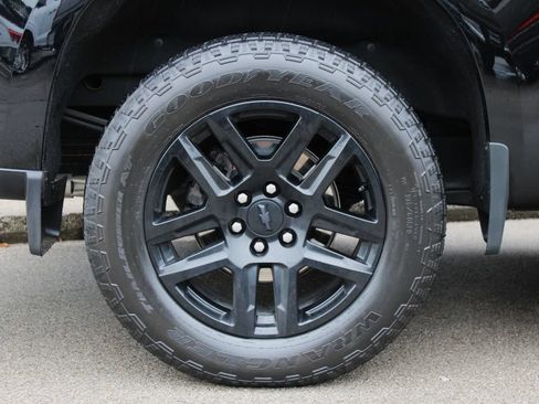 Used 2025 Chevrolet Silverado 1500 High Country w/ Midnight Edition AWD/4WD image 21