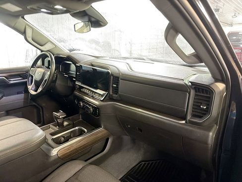 Used 2023 Chevrolet Silverado 1500 RST image 12