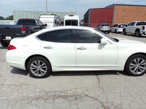Used 2013 INFINITI M37 x w/ Premium Pkg image 4