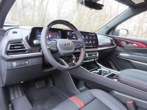 New 2026 Chevrolet Traverse RS w/ LPO, Floor Liner Package image 22