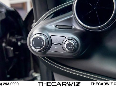 Used 2022 Ferrari F8 Tributo RWD image 71