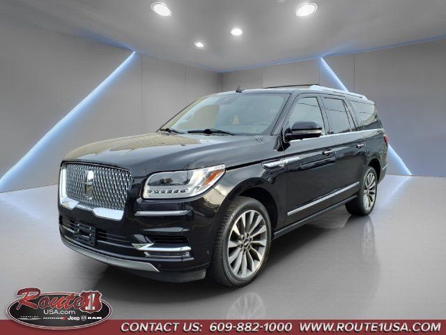 Used 2021 Lincoln Navigator L Reserve w/ Luxury Package AWD/4WD image 8