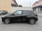 Used 2023 Nissan Kicks SV image 2