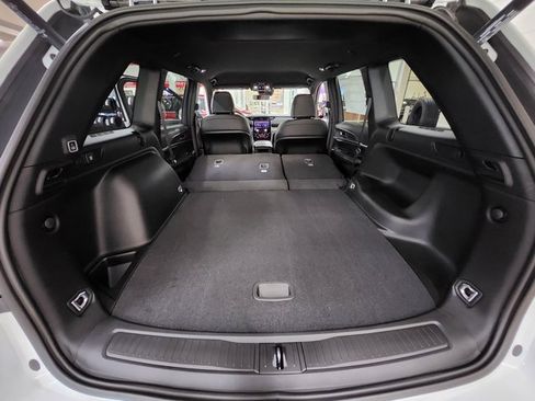 New 2025 Jeep Grand Cherokee Limited w/ Trailer Tow Package image 34