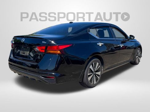 Certified 2022 Nissan Altima 2.5 SV FWD image 5