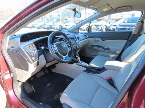 Used 2013 Honda Civic LX image 2