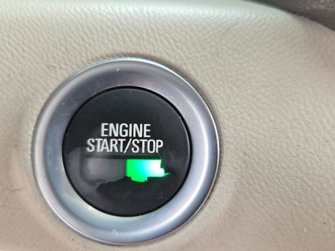 Used 2019 GMC Terrain Denali w/ Advanced Safety Package image 16