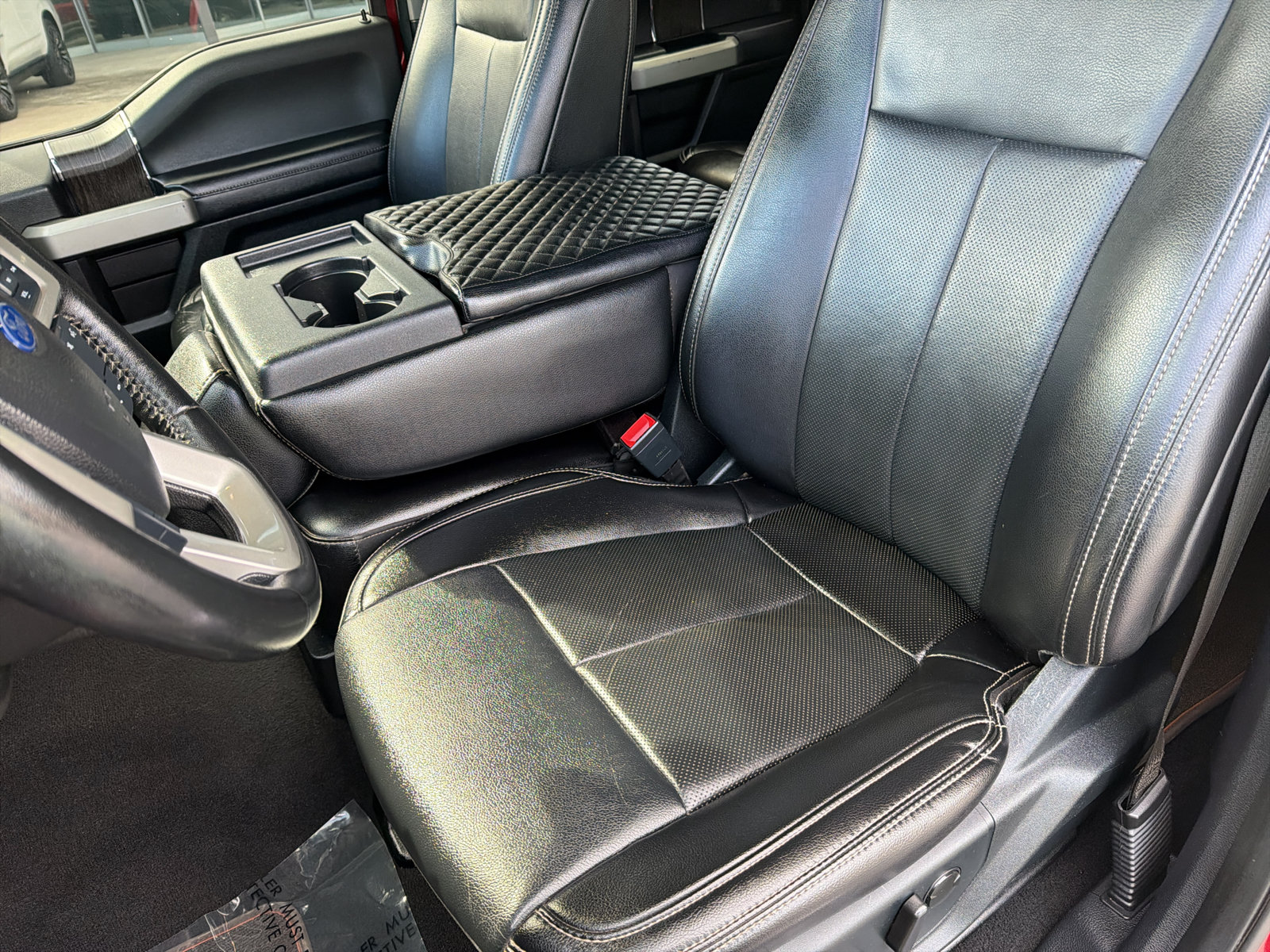 Used 2021 Ford F350 Lariat w/ Lariat Value Package AWD/4WD image 18
