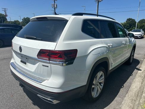 Used 2023 Volkswagen Atlas SE AWD/4WD image 4