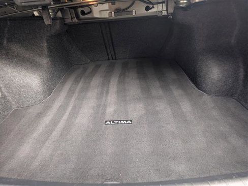 Used 2019 Nissan Altima 2.5 SV image 6